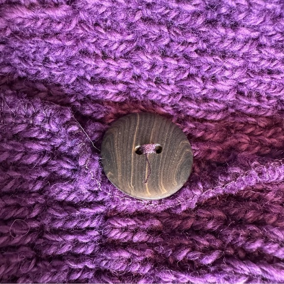 Kilronan Irish 100% Wool Cable Knit Cardigan Purple Size XS - Picture 8 of 11